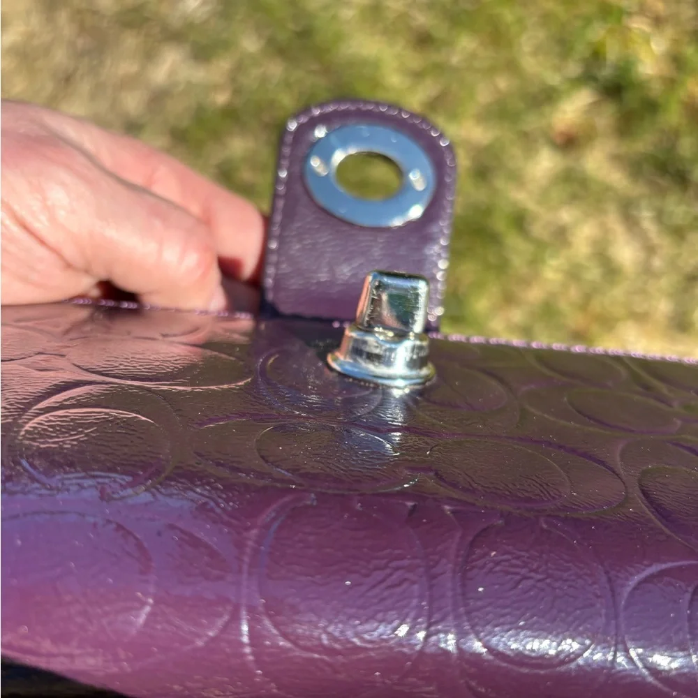 Coach Trifold Deep Prple Turnlock Wallet - Picture 4 of 13